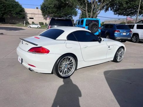 Used 2012 BMW Z4 sDrive35i w/ Sport Pkg RWD image 4