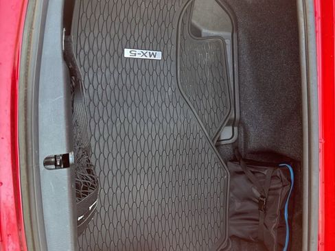 Used 2024 MAZDA MX-5 Miata Grand Touring w/ Weather Package image 15