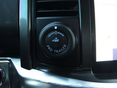 Used 2023 Ford F150 Lariat AWD/4WD image 32