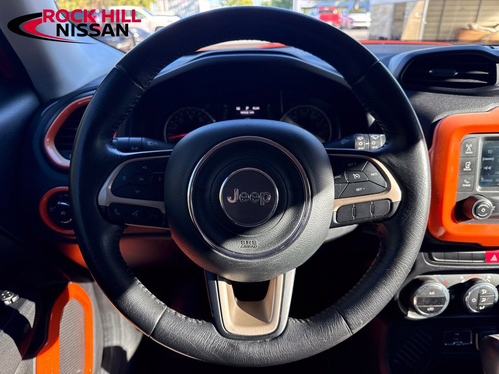 Used 2015 Jeep Renegade Latitude w/ Popular Equipment Group FWD image 32