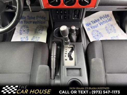 Used 2014 Toyota FJ Cruiser 4WD w/ Upgrade Package image 31