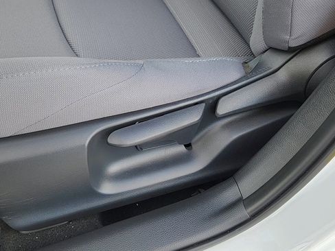 Used 2024 Toyota Corolla SE image 9