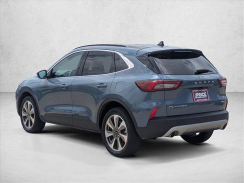 Used 2025 Ford Escape Platinum AWD/4WD image 8