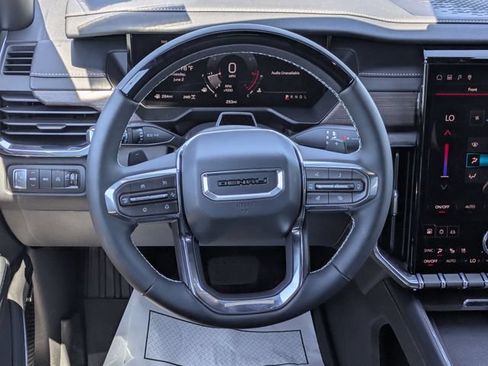 New 2026 GMC Acadia Denali w/ Super Cruise Package AWD/4WD image 15