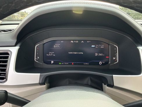 Used 2023 Volkswagen Atlas SEL Premium image 35