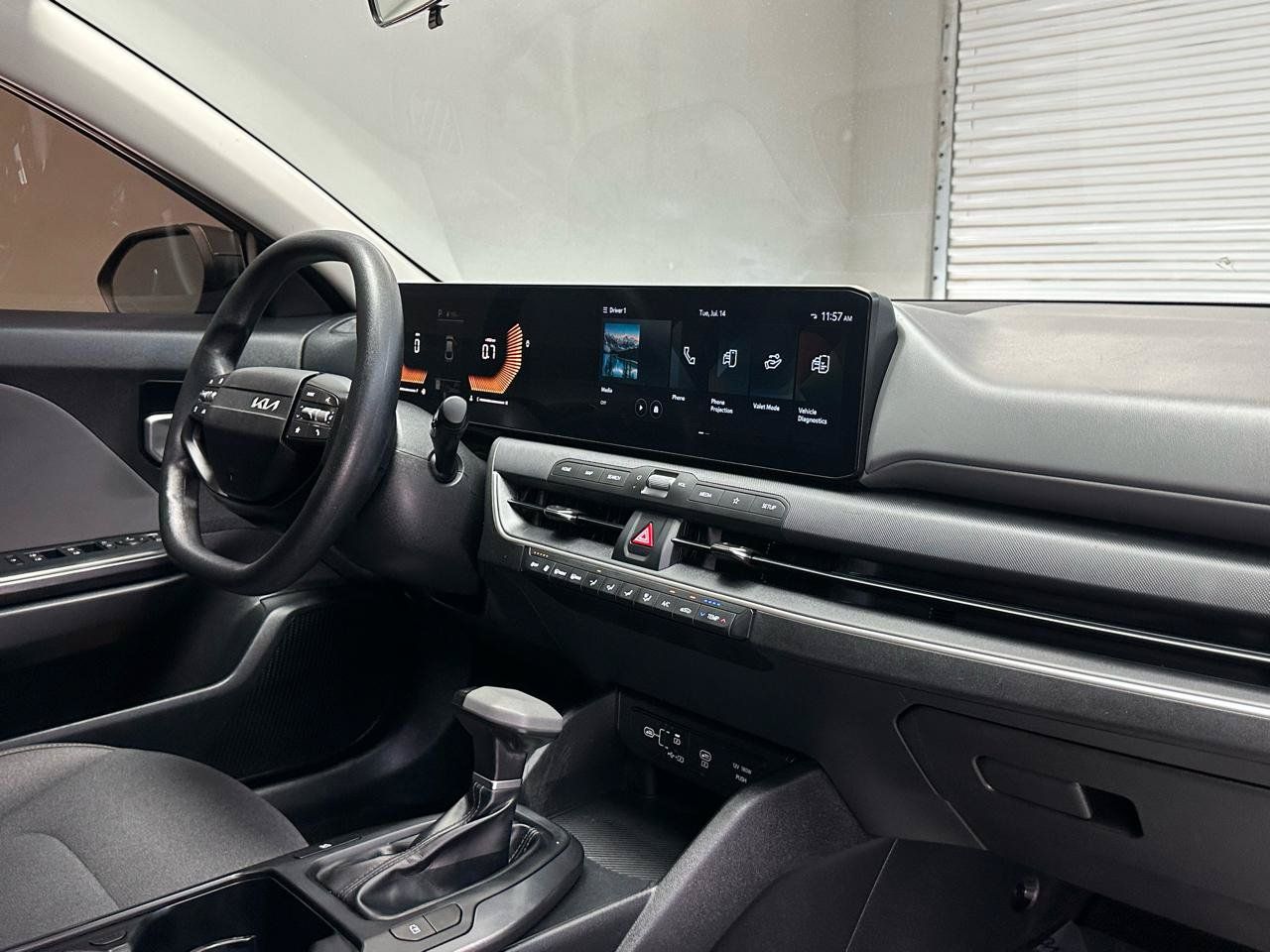 Used 2025 Kia K4 FWD image 10