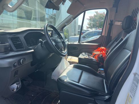 Used 2021 Ford Transit 250 148 High Roof RWD image 4