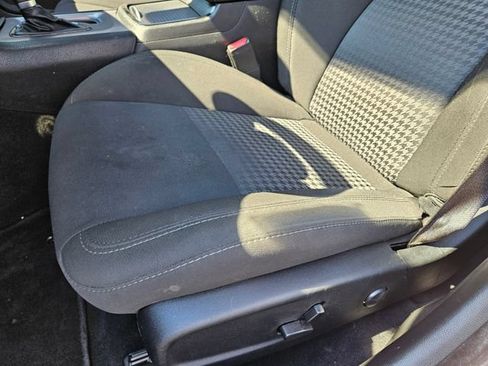 Used 2022 Dodge Charger R/T w/ Blacktop Package RWD image 8