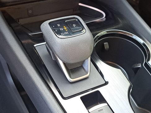 Certified 2024 Nissan Rogue SL w/ SL Premium Package image 32