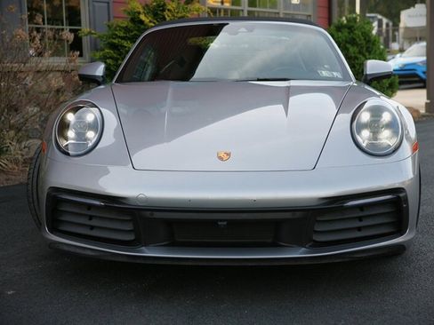 Used 2024 Porsche 911 Carrera w/ Premium Package RWD image 2