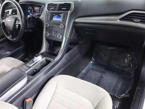 Used 2019 Ford Fusion S FWD image 37