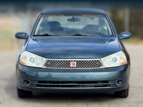 Used 2004 Saturn L-Series L300 image 5