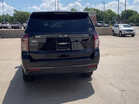 Used 2021 Chevrolet Tahoe Z71 w/ Luxury Package AWD/4WD image 7