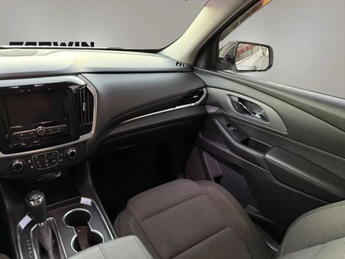 Used 2020 Chevrolet Traverse LS FWD image 25