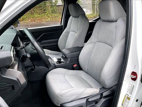 Used 2024 Toyota Tacoma SR5 image 8