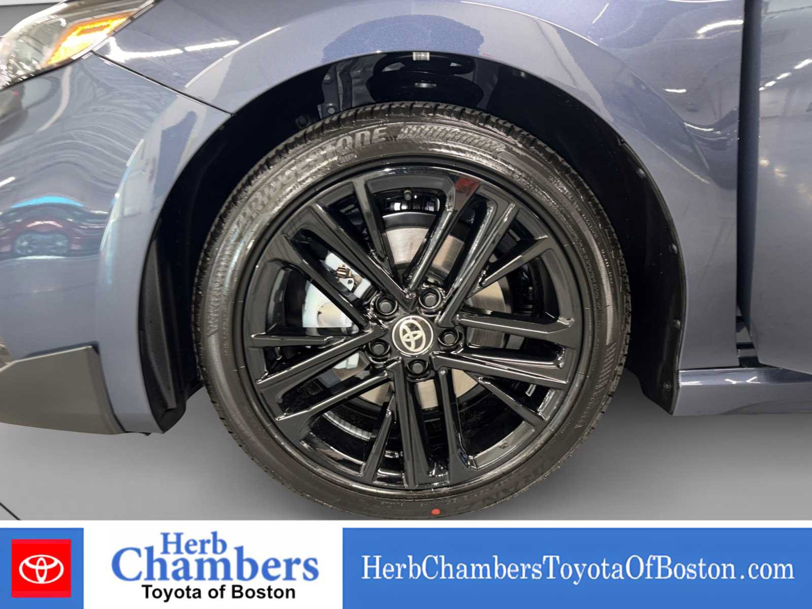 Used 2026 Toyota Camry SE w/ Multimedia Upgrade Package FWD image 9