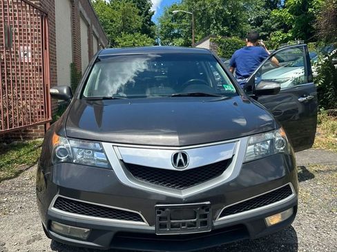 Used 2010 Acura MDX w/ Technology Package AWD/4WD image 2