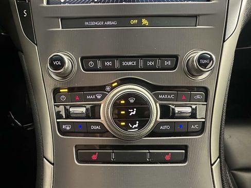 Used 2019 Lincoln MKZ Premiere image 36