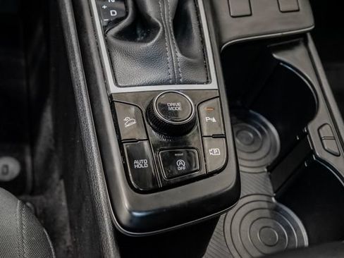 Used 2023 Kia Sportage LX FWD image 22