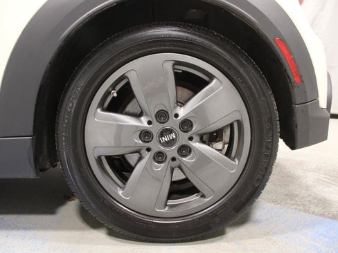 Certified 2022 MINI Cooper S w/ Driver Assistance Package image 23