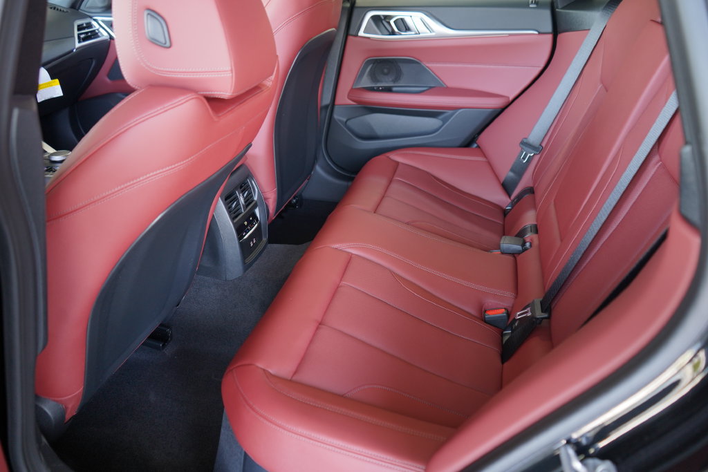 Used 2026 BMW 430i w/ M Sport Package RWD image 19