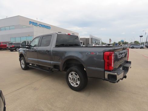 Used 2025 Ford F250 XLT AWD/4WD image 15