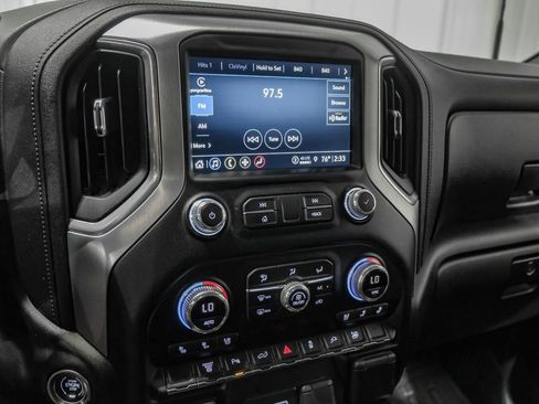 Used 2021 GMC Sierra 3500 SLT w/ SLT Convenience Package image 26