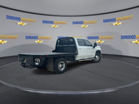 Used 2024 Chevrolet Silverado 3500 LT AWD/4WD image 11