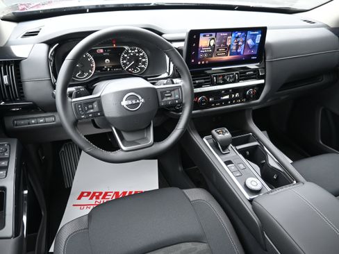 New 2026 Nissan Pathfinder SV image 24