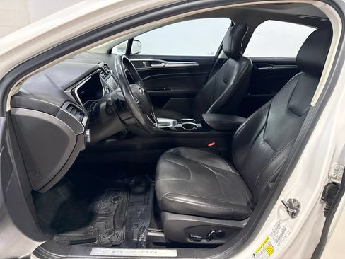 Used 2013 Ford Fusion Titanium FWD image 21