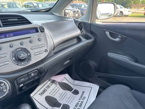 Used 2011 Honda Fit Sport image 24