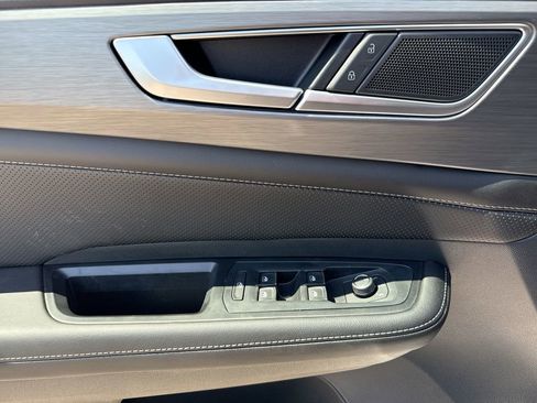 New 2026 Volkswagen Atlas Cross Sport SE image 15