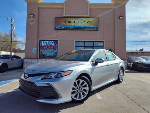 Used 2023 Toyota Camry LE image 1