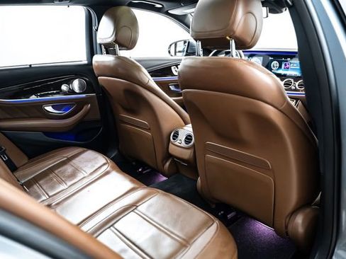 Used 2018 Mercedes-Benz E 63 AMG S image 31