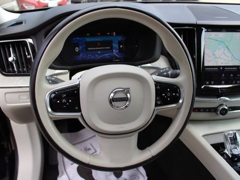 Certified 2023 Volvo XC60 T8 Ultimate w/ Climate Package AWD/4WD image 30