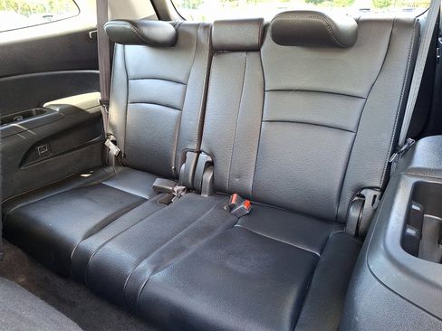 Used 2021 Honda Pilot EX-L image 11