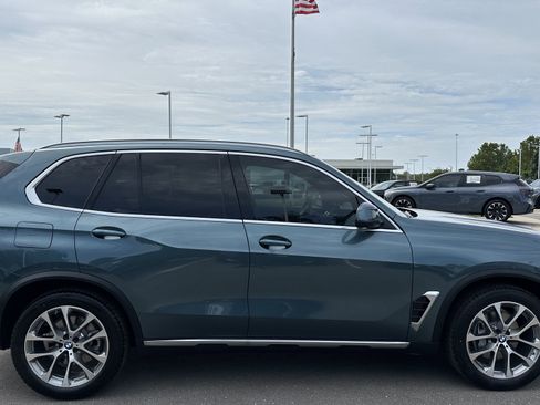 Used 2026 BMW X5 xDrive40i w/ Climate Comfort Package AWD/4WD image 11