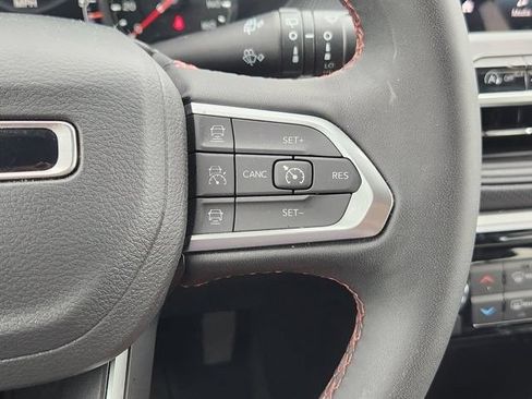 Used 2026 Jeep Compass Trailhawk AWD/4WD image 29