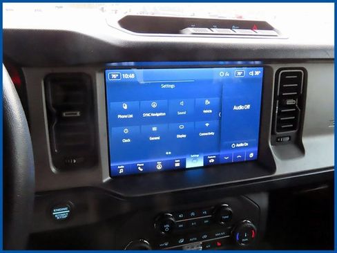 Used 2022 Ford Bronco Outer Banks image 15