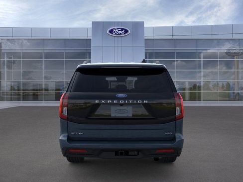 New 2026 Ford Expedition Max Active RWD image 5