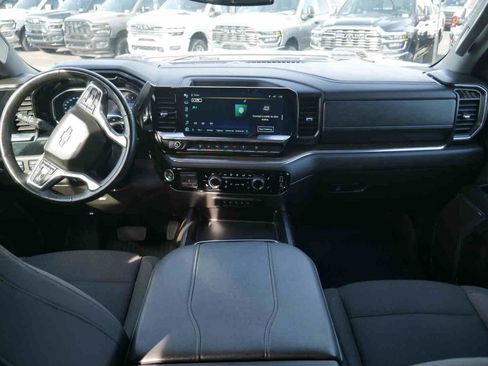 Used 2025 Chevrolet Silverado 3500 LT image 5