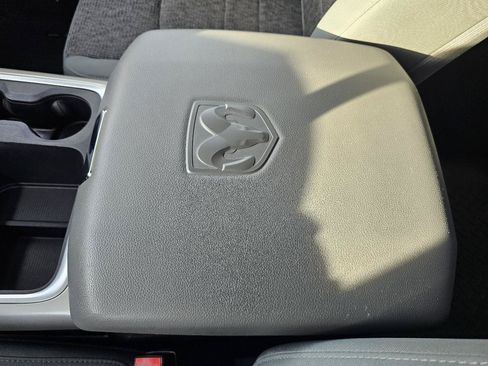 Used 2019 RAM 1500 Big Horn AWD/4WD image 62