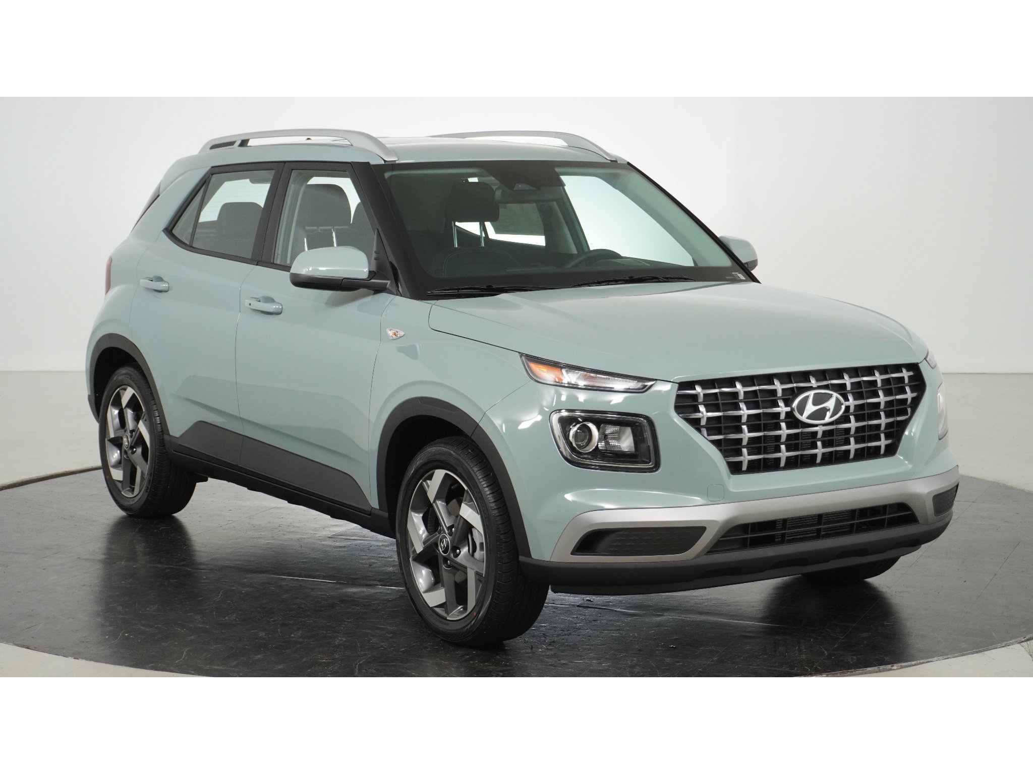 New 2026 Hyundai Venue SEL FWD image 1
