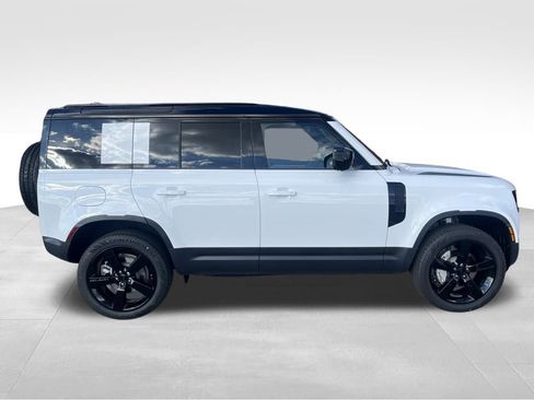 New 2026 Land Rover Defender 110 S image 6