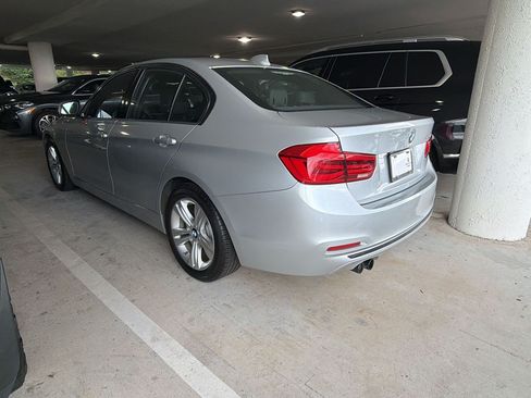 Used 2016 BMW 328i Sedan RWD image 2
