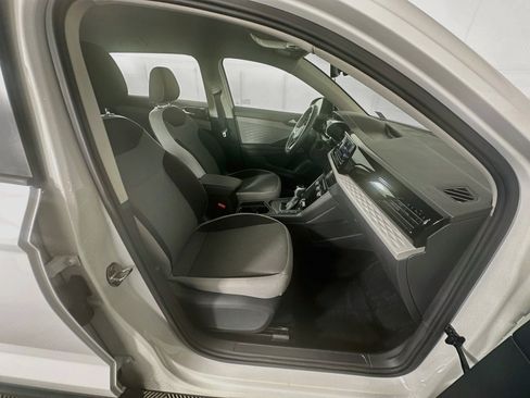 Used 2024 Volkswagen Taos S FWD image 29
