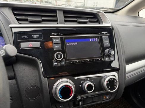 Used 2018 Honda Fit LX image 10