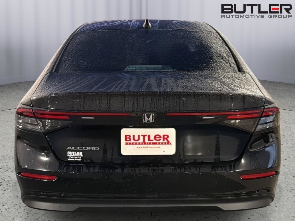 Used 2025 Honda Accord LX image 5