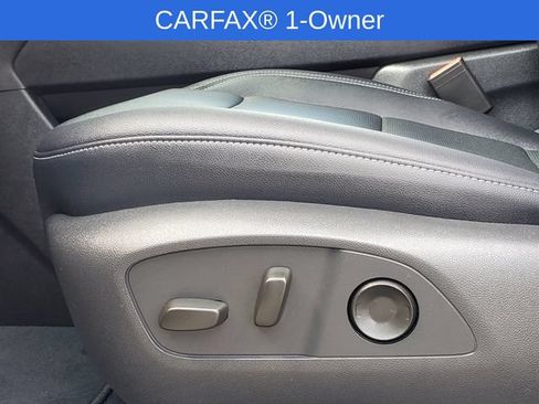 Certified 2026 Chevrolet Traverse LT AWD/4WD image 7
