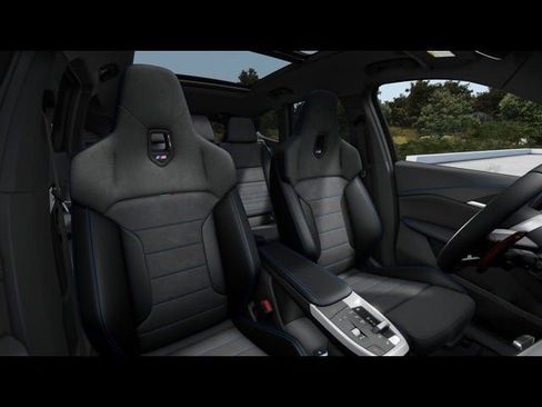 Used 2025 BMW X1 M35i w/ Premium Package image 12